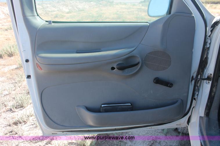 image for item I7805 1997 Ford F150 XL pickup truck