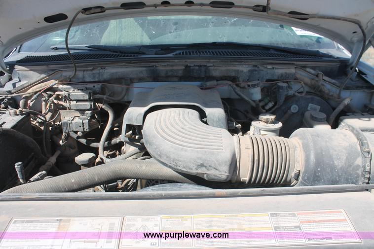 image for item I7805 1997 Ford F150 XL pickup truck