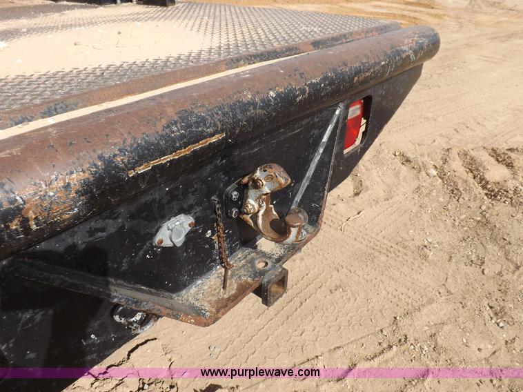 image for item I8334 2004 Chevrolet Silverado 3500 utility pickup truck