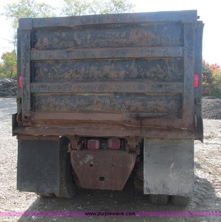 image for item AN9146 1994 Mack RD690S dump truck