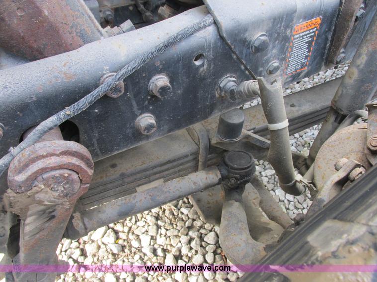 image for item AN9146 1994 Mack RD690S dump truck