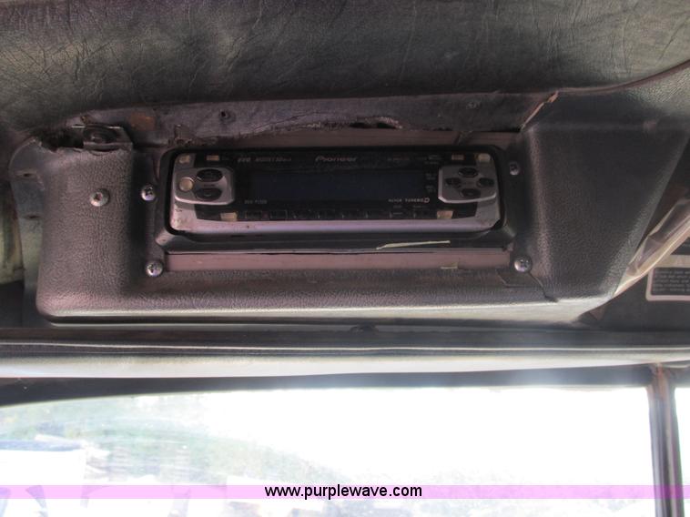 image for item AN9146 1994 Mack RD690S dump truck