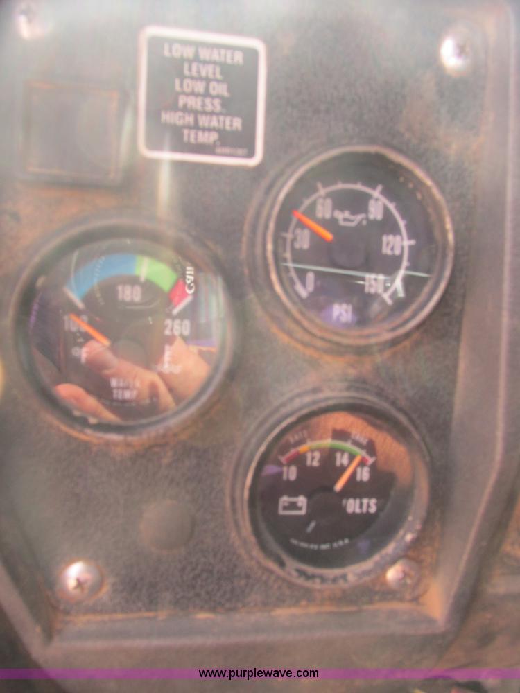 image for item AN9146 1994 Mack RD690S dump truck