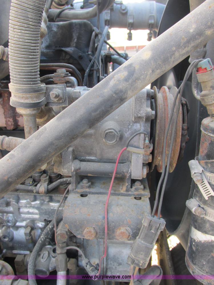 image for item AN9146 1994 Mack RD690S dump truck