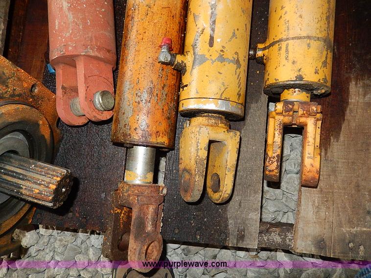 image for item AP9918 Assorted equipment