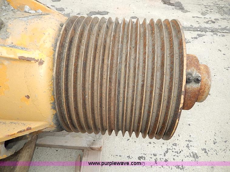 image for item AP9919 Caterpillar D333 diesel engine