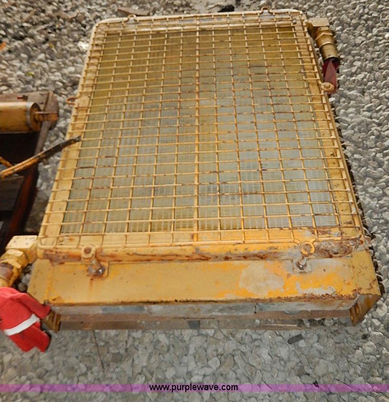 image for item AP9919 Caterpillar D333 diesel engine