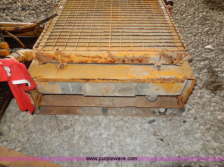 image for item AP9919 Caterpillar D333 diesel engine