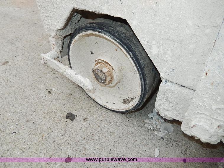 image for item AP9924 Diamond Core concrete saw