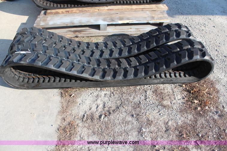 image for item AU9950 HiQual 12" rubber tracks