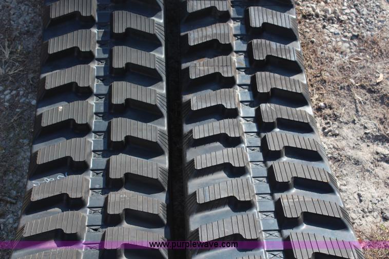 image for item AU9950 HiQual 12" rubber tracks