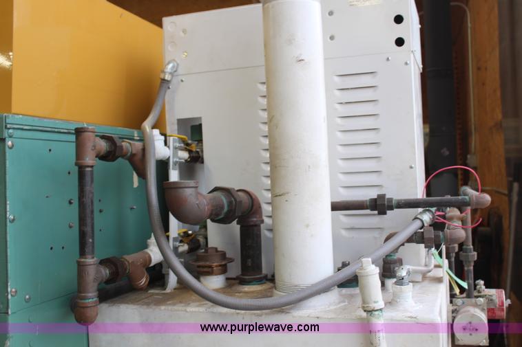 image for item AU9995 Detroit Diesel 175 kW generator