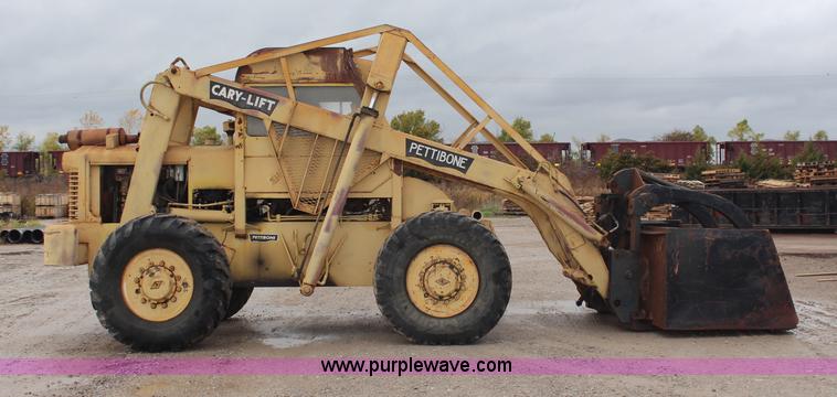 image for item E7956 Pettibone 154D Cary-Lift forklift