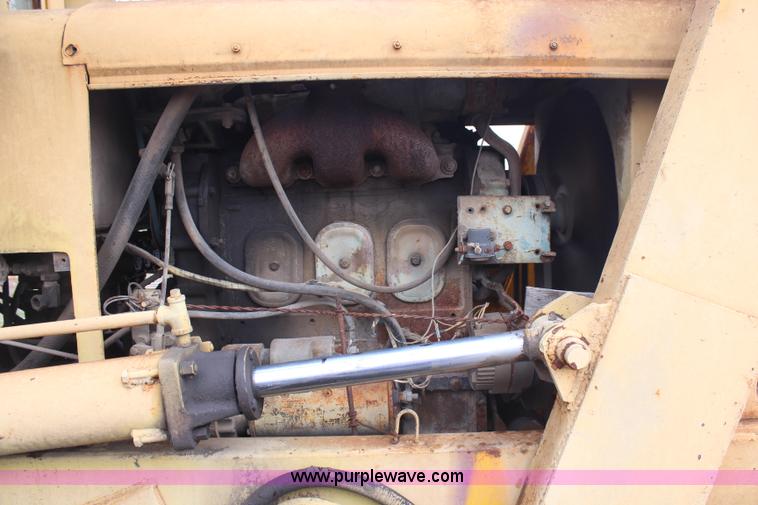 image for item E7956 Pettibone 154D Cary-Lift forklift