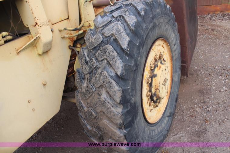 image for item E7956 Pettibone 154D Cary-Lift forklift