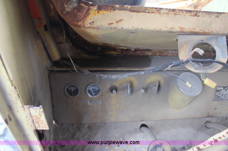 image for item E7956 Pettibone 154D Cary-Lift forklift