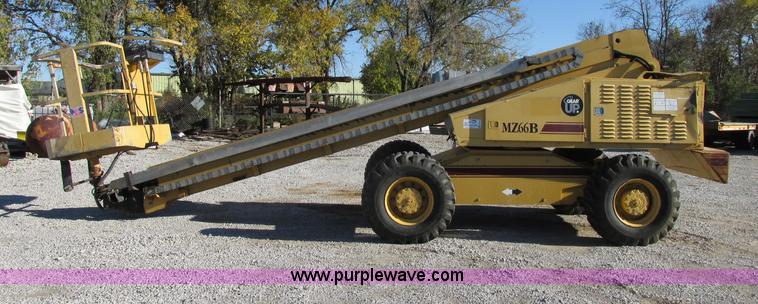 image for item F5376 Grove MZ66B boom lift