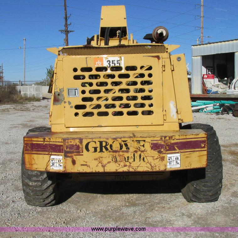 image for item F5376 Grove MZ66B boom lift