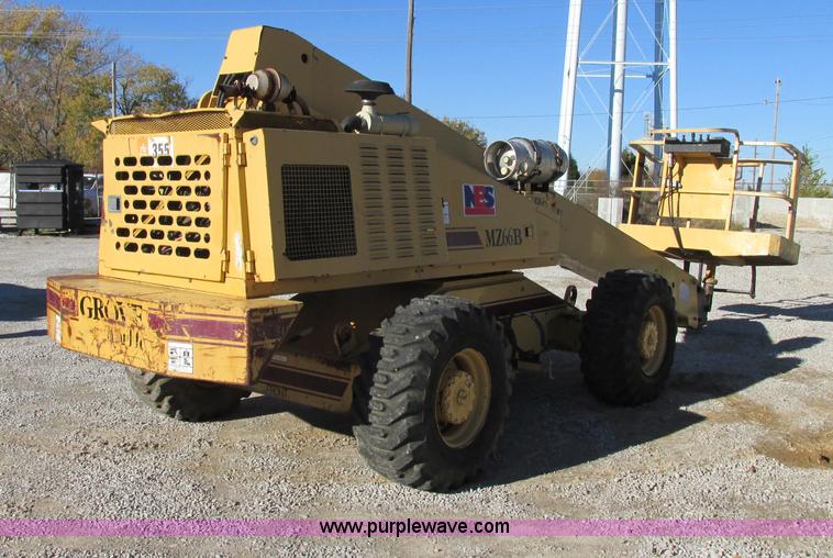 image for item F5376 Grove MZ66B boom lift