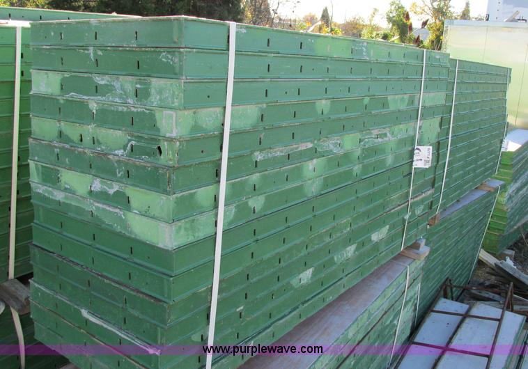 image for item F5378 (126) 6' x 24" mod-u-forms for concrete walls