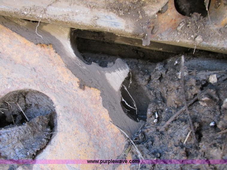 image for item F5379 1987 Komatsu D31P-17 dozer