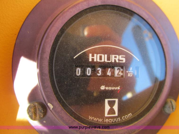 image for item F5379 1987 Komatsu D31P-17 dozer