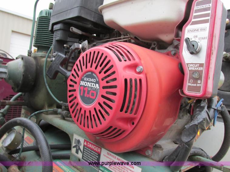 image for item F5380 2006 Ford F550 service truck