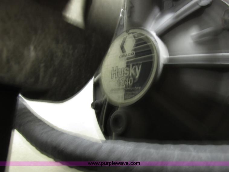 image for item F5380 2006 Ford F550 service truck