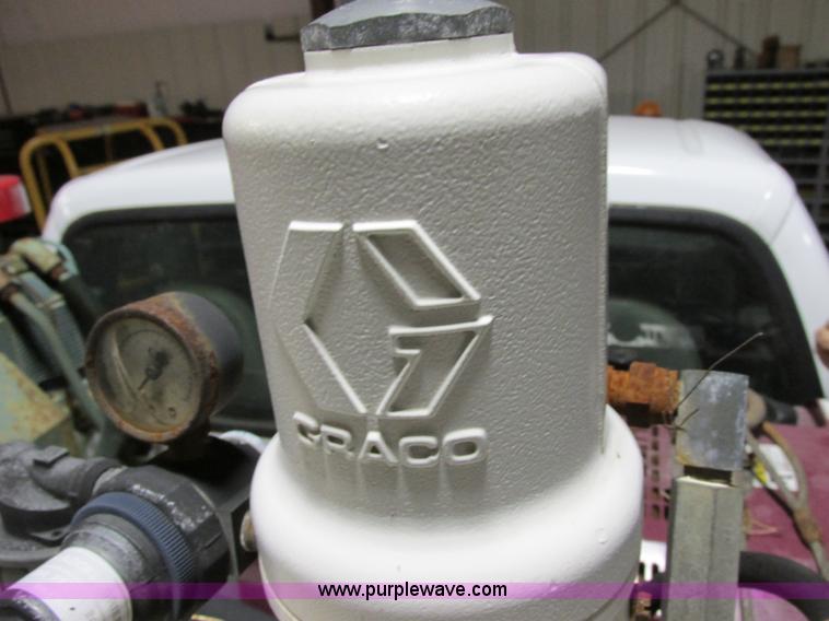 image for item F5380 2006 Ford F550 service truck