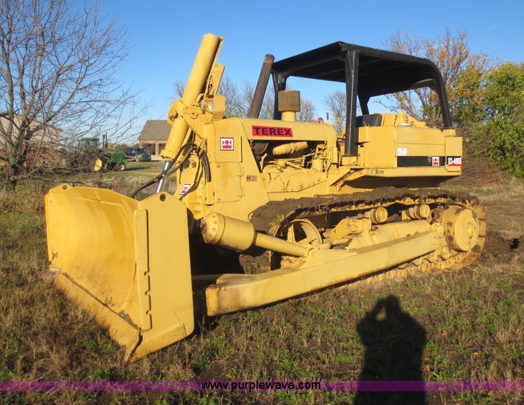 image for item F6742 Terex 82-40DA dozer