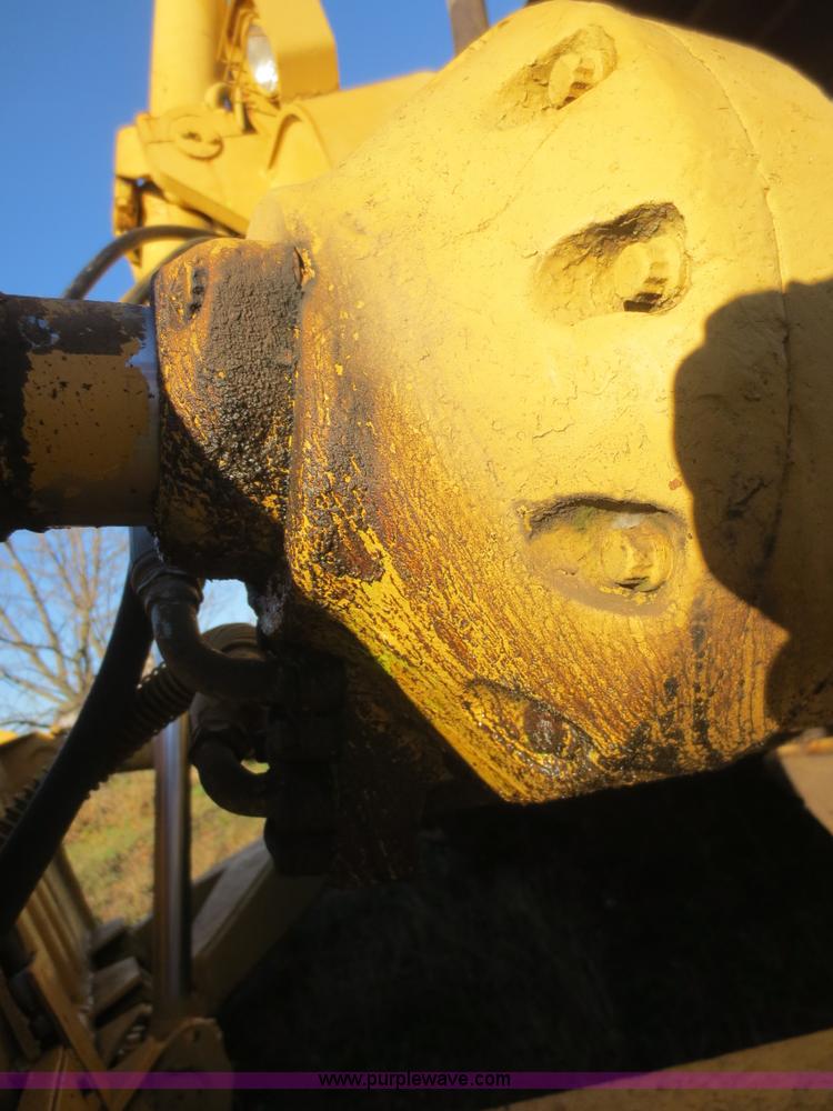 image for item F6742 Terex 82-40DA dozer