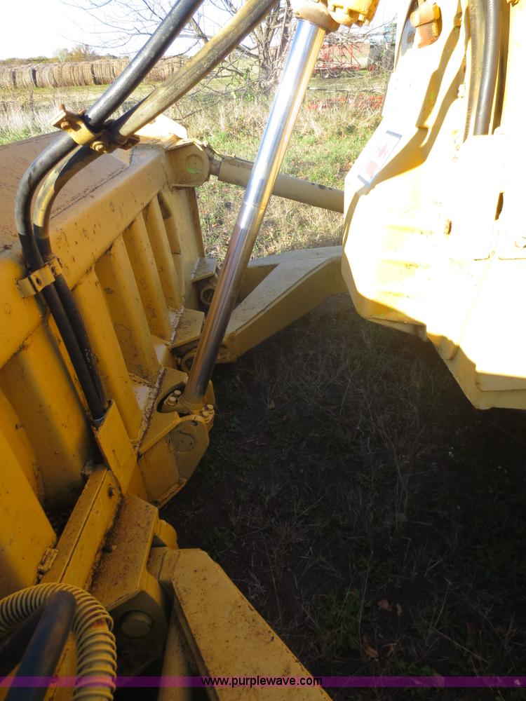 image for item F6742 Terex 82-40DA dozer