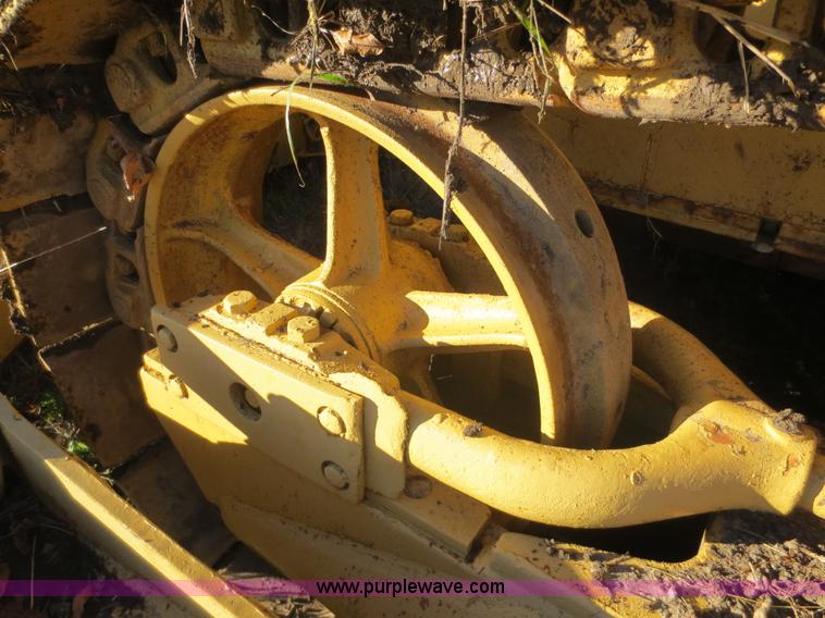 image for item F6742 Terex 82-40DA dozer