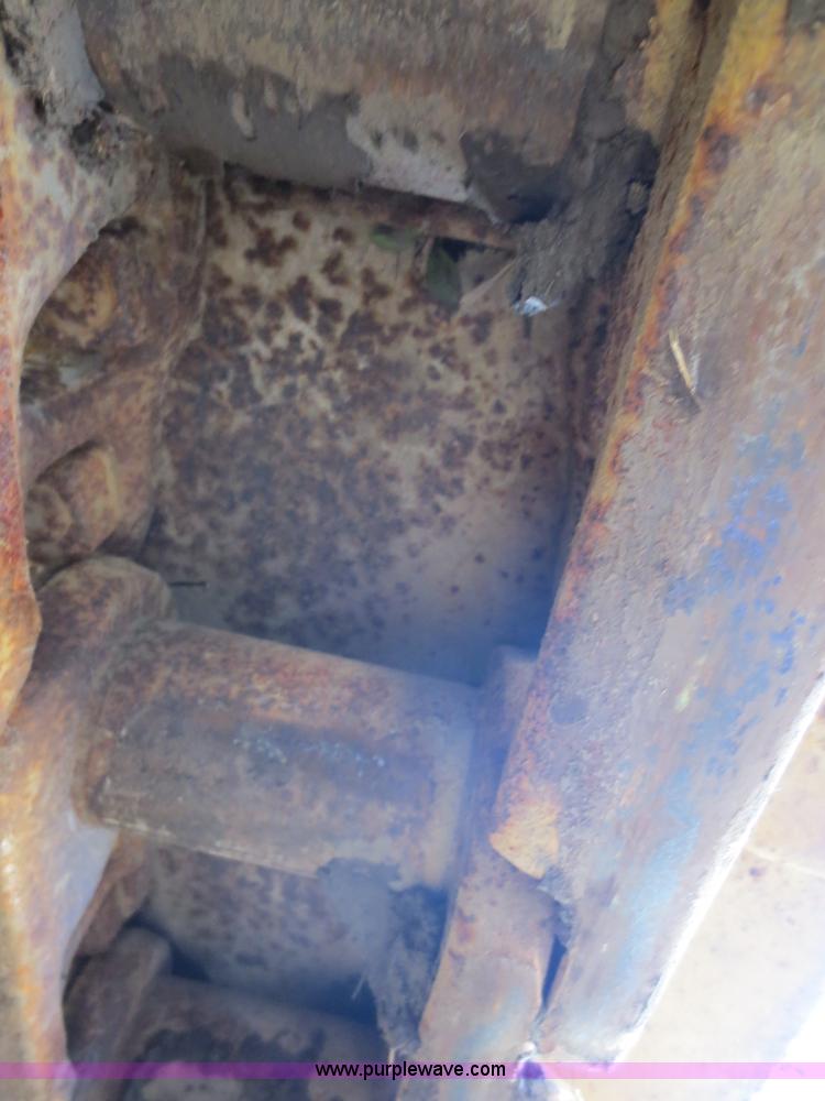 image for item F6742 Terex 82-40DA dozer