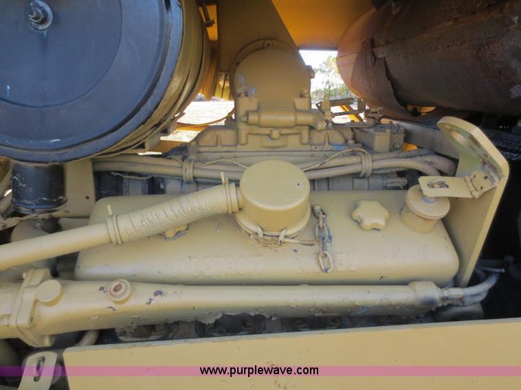 image for item F6742 Terex 82-40DA dozer