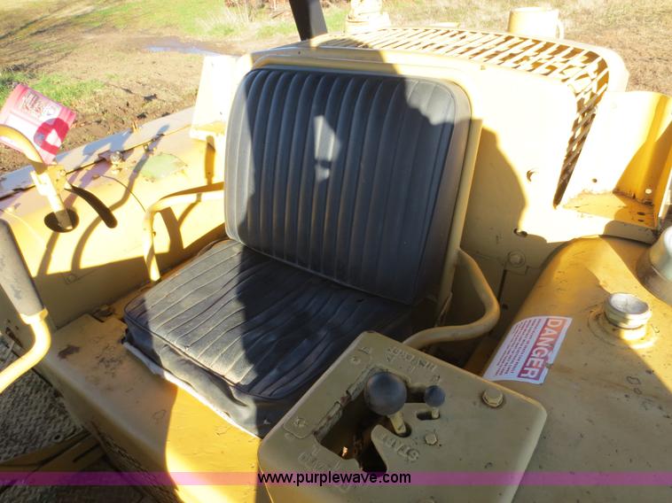 image for item F6742 Terex 82-40DA dozer