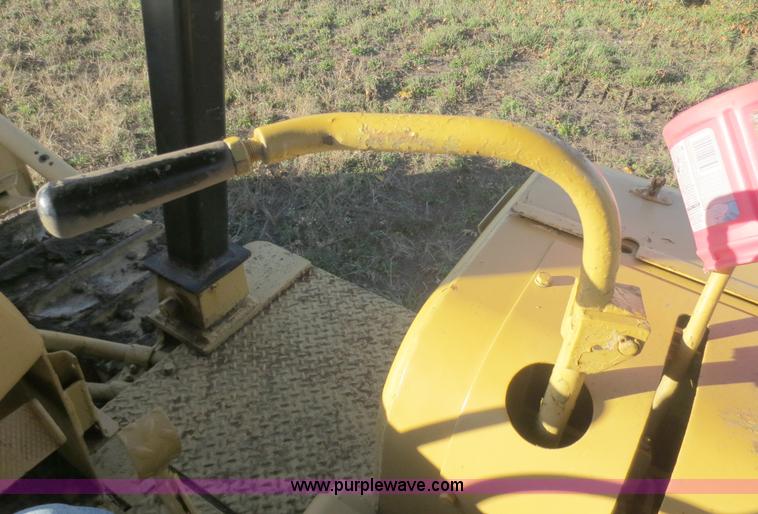 image for item F6742 Terex 82-40DA dozer