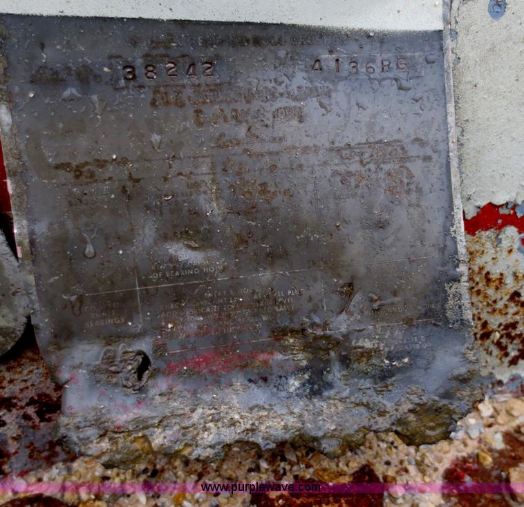 image for item F8012 Cedarapids roll crusher and screening unit