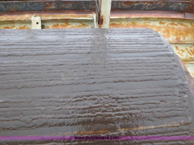 image for item F8012 Cedarapids roll crusher and screening unit