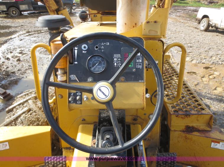 image for item F8013 1999 Vermeer V8100 trencher
