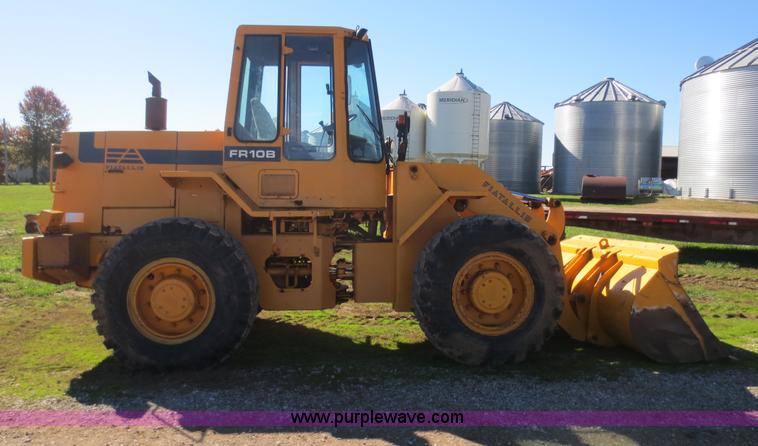 image for item F8030 1989 Fiat-Allis FR10B wheel loader