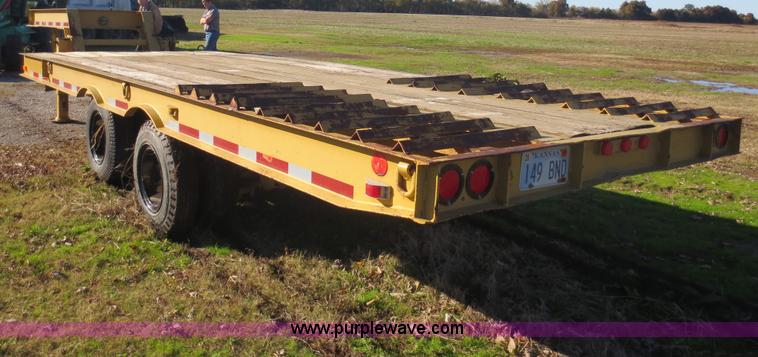 image for item F8045 1979 Dnyaweld tilt deck trailer