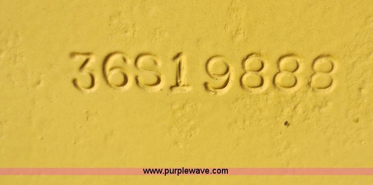 image for item F8045 1979 Dnyaweld tilt deck trailer