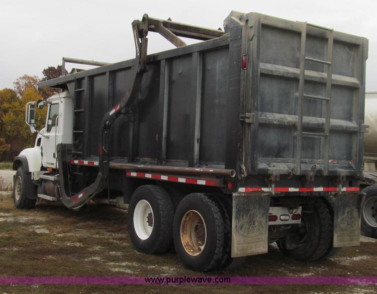 image for item G2162 2003 Mack CV713 waste disposal dump truck
