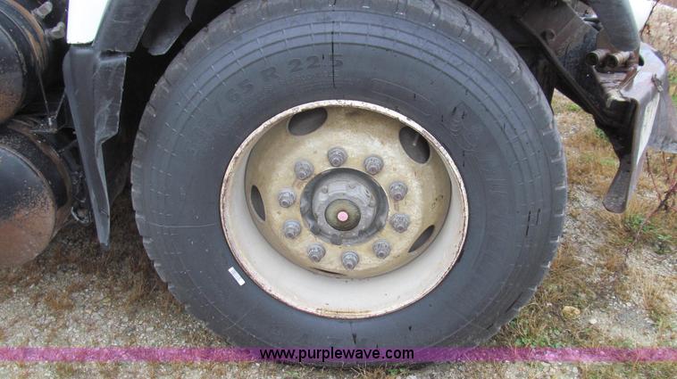 image for item G2162 2003 Mack CV713 waste disposal dump truck