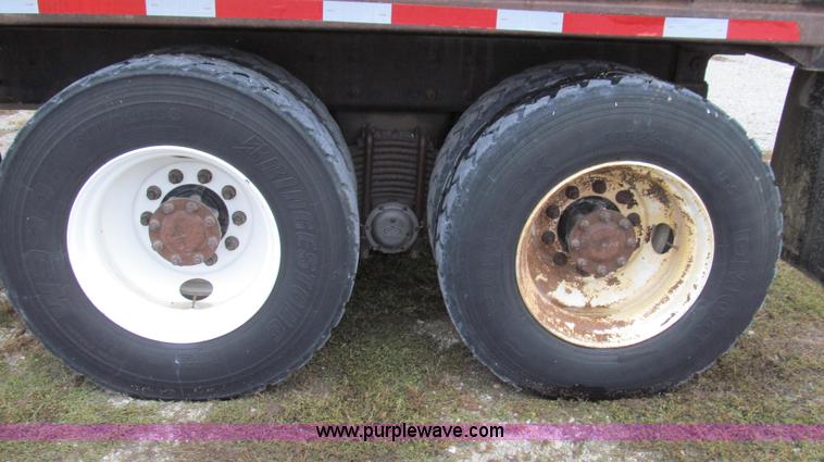 image for item G2162 2003 Mack CV713 waste disposal dump truck