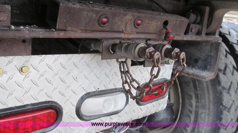 image for item G2162 2003 Mack CV713 waste disposal dump truck