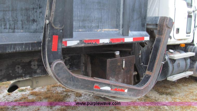 image for item G2162 2003 Mack CV713 waste disposal dump truck