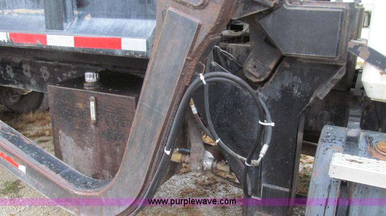 image for item G2162 2003 Mack CV713 waste disposal dump truck