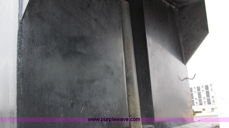 image for item G2162 2003 Mack CV713 waste disposal dump truck